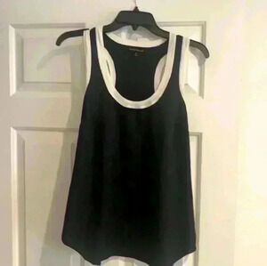 -🌻 BANANA REPUBLIC Racer back tank. Navy w/ white trim.